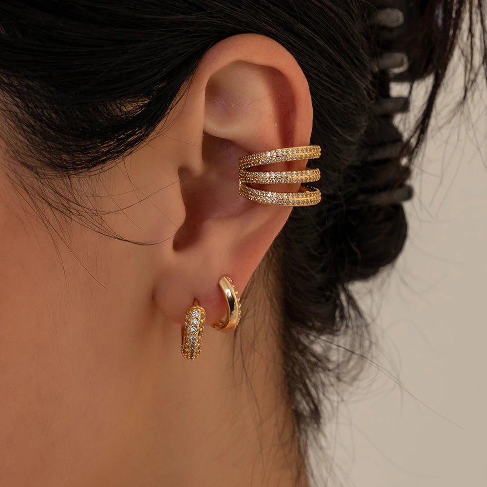 Boucles d’oreilles brillance dorée & éclat diamanté