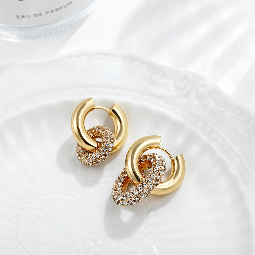 Boucles d’oreilles brillance dorée & éclat diamanté
