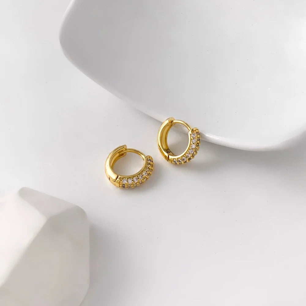 Boucles d’oreilles brillance dorée & éclat diamanté