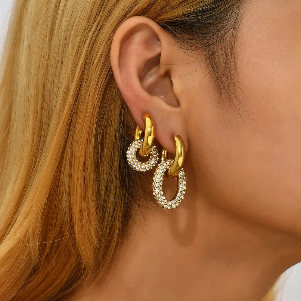 Boucles d’oreilles brillance dorée & éclat diamanté
